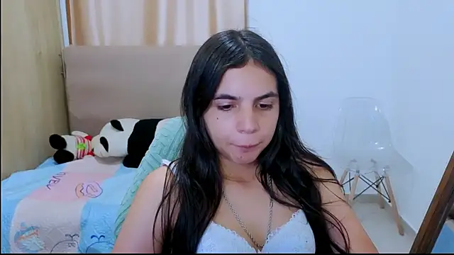  elenna online show from May 1, 2026, 5:18 pm