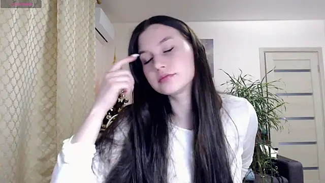 Snapshot of Kristal898 chatting on January 8, 2026, 12:49 am Kristal898 online show from January 8, 2026, 12:49 am