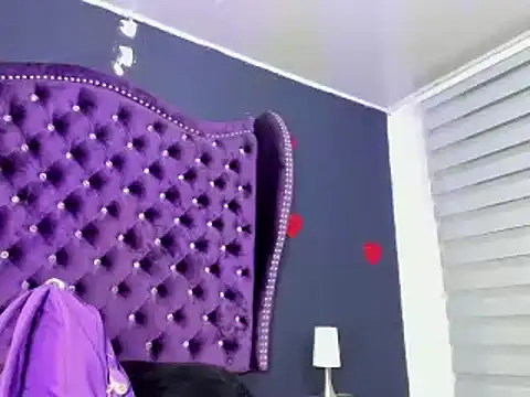 perla7777 online show from March 14, 2025, 8:53 am