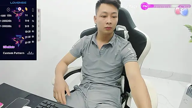 Naughty--asian online show from April 5, 2026, 3:35 am