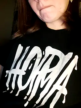 Snapshot of Aashikalaa chatting on February 27, 2025, 7:26 pm Aashikalaa online show from February 27, 2025, 7:26 pm