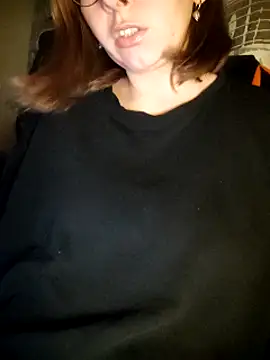 Snapshot of Aashikalaa chatting on January 31, 2025, 7:51 pm Aashikalaa online show from January 31, 2025, 7:51 pm