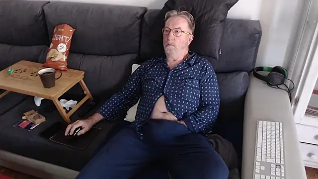 Nudelschwanz online show from March 10, 2025, 7:44 am