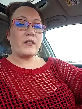 BBWQUEENBEEE online show from March 4, 2025, 11:32 pm