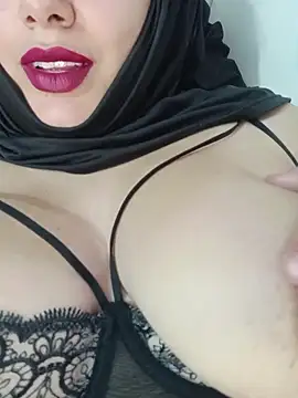 Deina bunny online show from June 15, 2026, 3:07 am