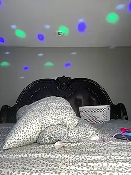 ThickAssRena online show from October 2, 2025, 5:27 pm