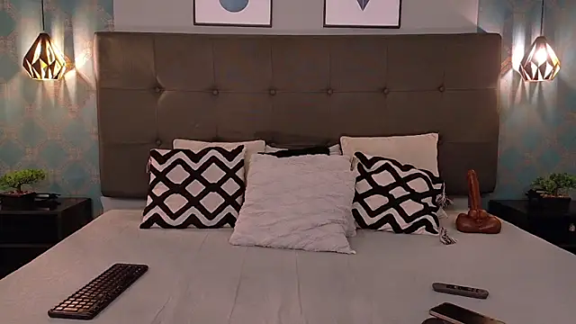 Madisonsmiith online show from October 2, 2025, 3:15 pm