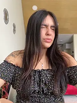 DaphneUwu online show from March 13, 2025, 2:55 pm