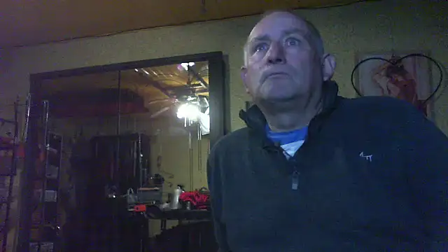 jeanlulu online show from October 5, 2025, 7:26 pm