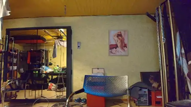 jeanlulu online show from December 20, 2025, 5:16 pm