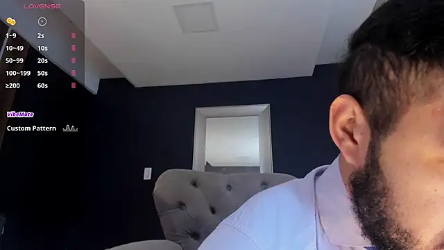 Snapshot of MarkWalker__ chatting on August 1, 2026, 10:13 am MarkWalker online show from August 1, 2026, 10:13 am
