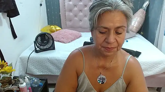 lalisha 96 online show from April 28, 2026, 2:27 am