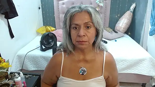 lalisha 96 online show from April 28, 2026, 1:26 am