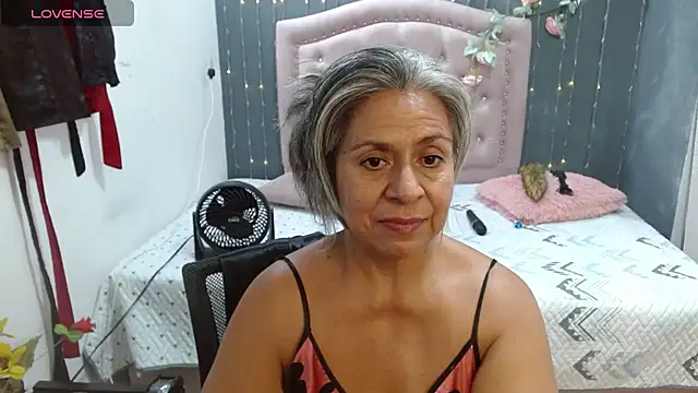 lalisha 96 online show from July 28, 2026, 1:02 am