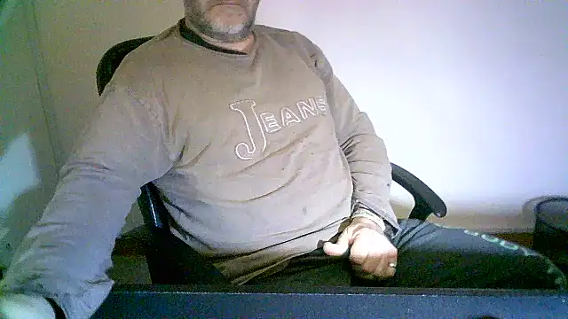 Snapshot of Greek_Passion chatting on February 12, 2026, 7:08 am Greek Passion online show from February 12, 2026, 7:08 am