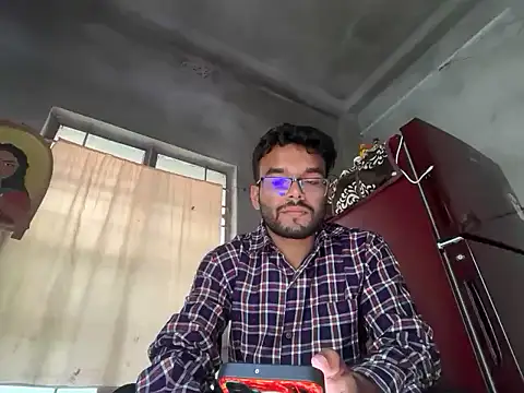 HorriblePastry online show from December 18, 2025, 9:36 am