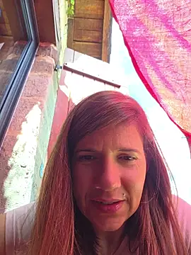 Lina lou4 online show from July 1, 2026, 1:33 pm