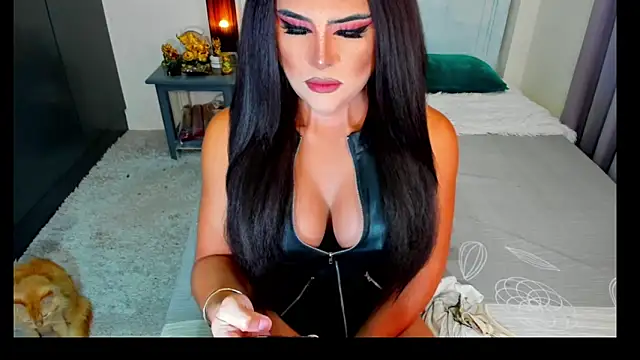 Snapshot of MissNaughtyTyra chatting on May 9, 2026, 12:36 am MissNaughtyTyra online show from May 9, 2026, 12:36 am