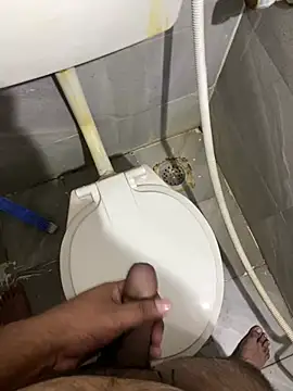 Rahuldhe22 online show from December 13, 2024, 9:09 pm