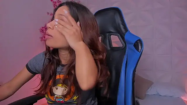 cora 22 online show from February 13, 2026, 1:22 pm