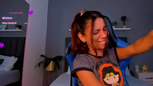 cora 22 online show from October 30, 2025, 12:47 pm