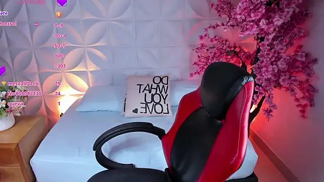 cora 22 online show from March 10, 2025, 4:25 pm