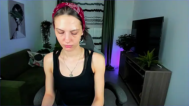 EmilyWilden online show from January 16, 2025, 8:33 am