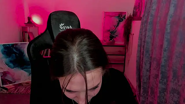 EmilyWilden online show from September 16, 2025, 8:26 am