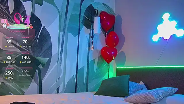 Snapshot of RubyValen chatting on March 5, 2026, 3:14 am RubyValen online show from March 5, 2026, 3:14 am