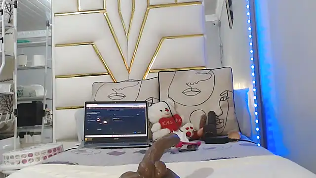 Snapshot of SexyyNana chatting on March 24, 2026, 2:11 am SexyyNana online show from March 24, 2026, 2:11 am