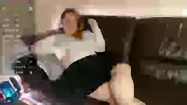 LilithEmber online show from January 11, 2025, 11:02 pm