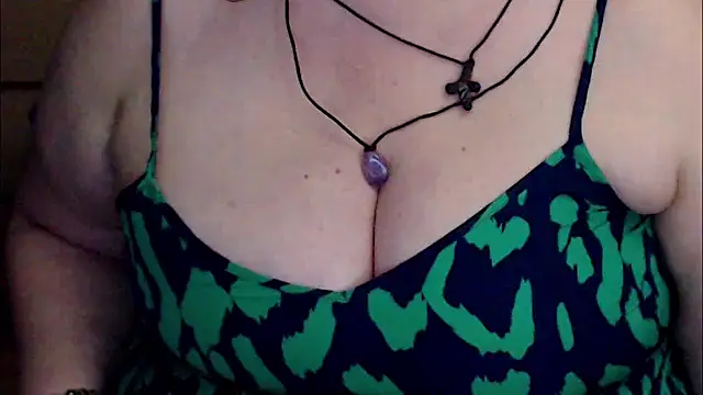 Snapshot of mayasmith chatting on June 10, 2026, 7:48 pm mayasmith online show from June 10, 2026, 7:48 pm