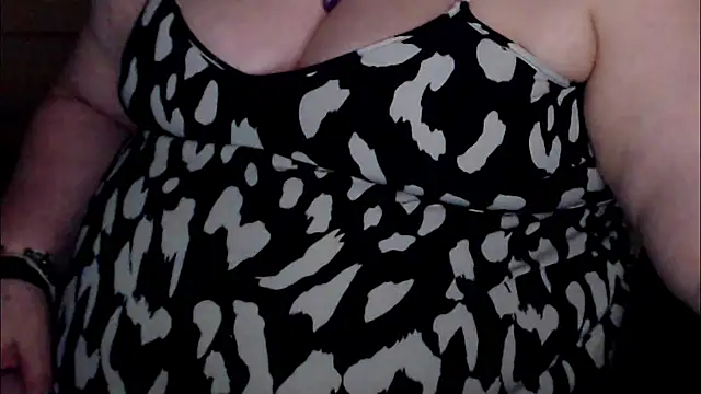 Snapshot of mayasmith chatting on June 7, 2026, 11:37 am mayasmith online show from June 7, 2026, 11:37 am
