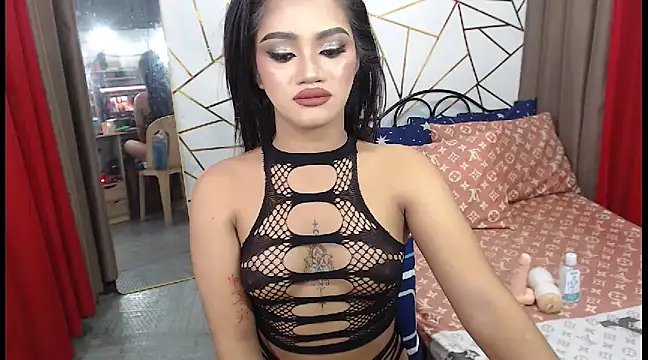 WildTsYhannaUncut online show from February 21, 2025, 10:28 am