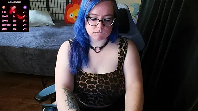 KiraSpitQueen online show from February 7, 2025, 3:34 am