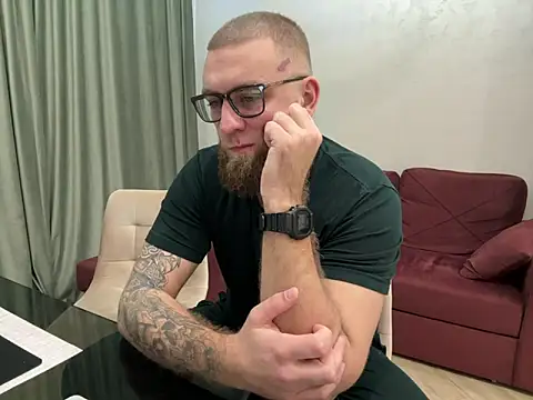 Bear bear  online show from March 14, 2025, 2:31 am