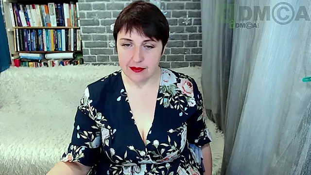 Snapshot of Rainbow_lady chatting on January 11, 2026, 5:25 am Rainbow lady online show from January 11, 2026, 5:25 am