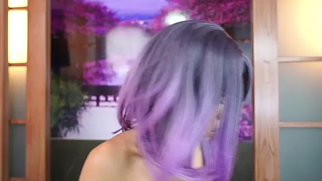 miss  maria online show from December 17, 2025, 6:02 pm