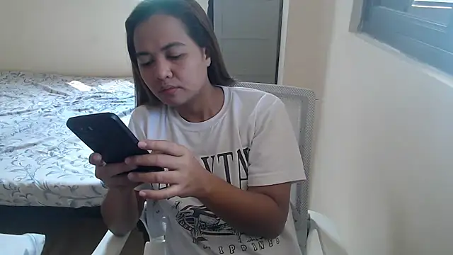 xTheLastVIRGINx online show from October 5, 2025, 4:47 am