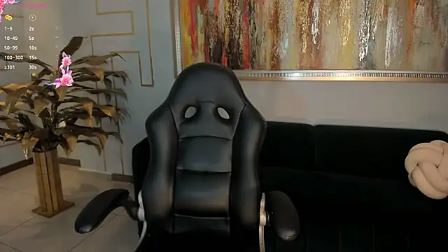 JuanitaClay online show from October 23, 2025, 12:48 pm