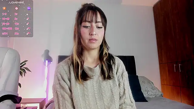 Snapshot of catimore chatting on December 19, 2025, 3:03 pm catimore online show from December 19, 2025, 3:03 pm