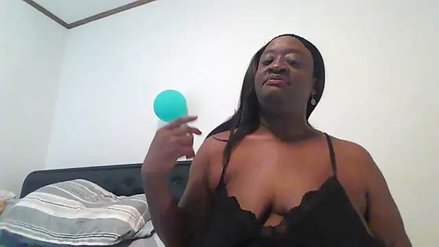 Snapshot of Katiefyi chatting on April 21, 2026, 2:51 am Katiefyi online show from April 21, 2026, 2:51 am