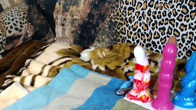 0anal21 online show from December 16, 2025, 4:22 pm