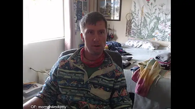 MormonPineapples online show from November 21, 2025, 9:47 pm