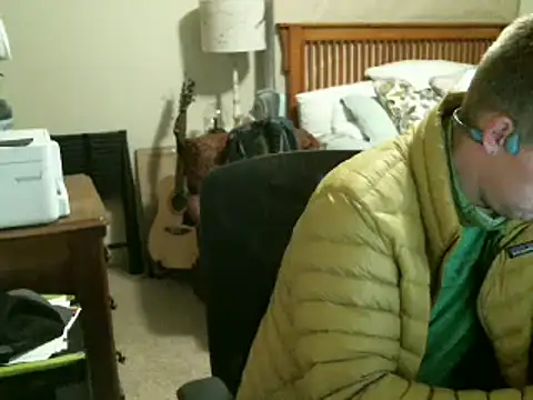 MormonPineapples online show from February 26, 2025, 4:19 am