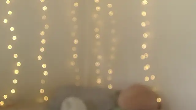 SweetSofty online show from March 23, 2026, 4:40 pm