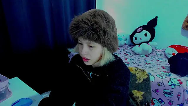 Akane-Mou online show from March 5, 2026, 7:43 pm