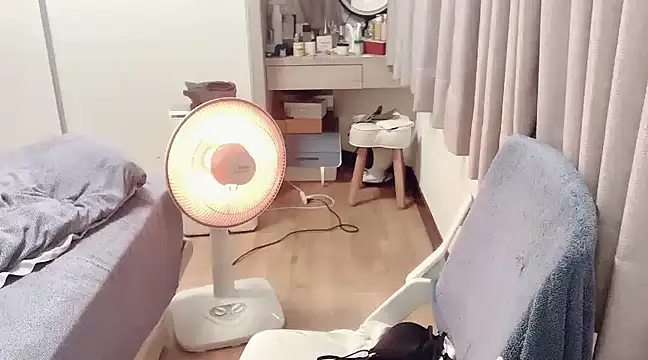 tw yaya online show from March 6, 2025, 1:35 pm