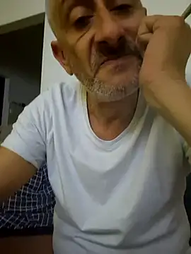 Snapshot of cuci45 chatting on October 26, 2025, 9:15 pm cuci45 online show from October 26, 2025, 9:15 pm