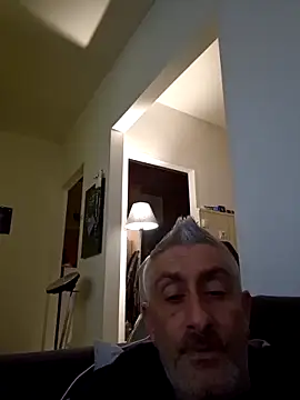 Snapshot of cuci45 chatting on February 15, 2026, 9:25 pm cuci45 online show from February 15, 2026, 9:25 pm